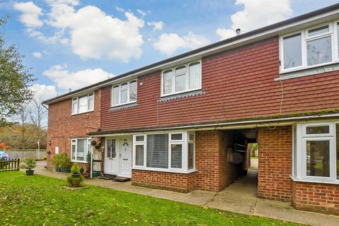 1 bedroom ground floor maisonette for sale, Elmbridge Road, Cranleigh, Surrey