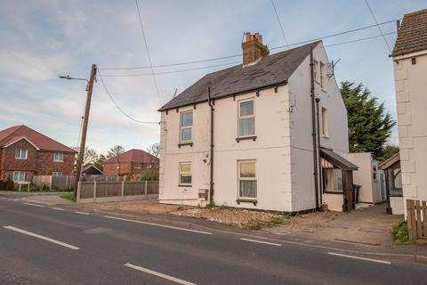 Manston Road, Manston, CT12