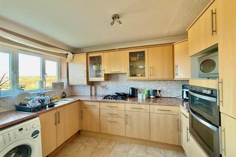 2 bedroom flat for sale, Easterdown Close, Plymouth PL9