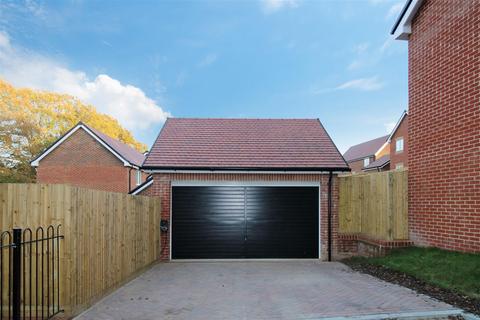 4 bedroom detached house for sale, Plot 15 Berry Way, Park Gate SO31