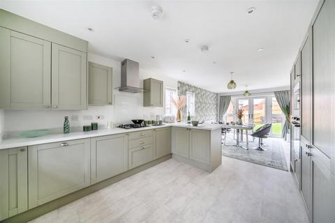 4 bedroom detached house for sale, Plot 15 Berry Way, Park Gate SO31