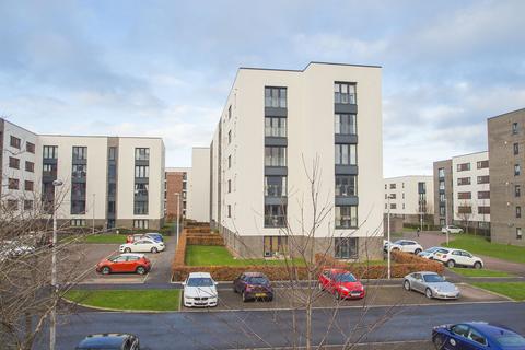 2 bedroom flat to rent, Arneil Drive, Edinburgh EH5