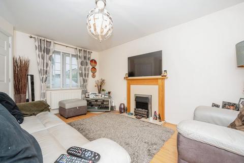 2 bedroom terraced house for sale, Frobisher Gardens, Grays RM16