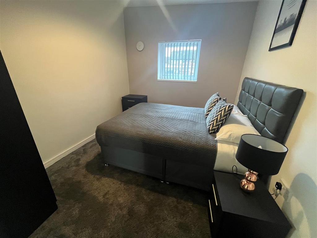 Bedroom 4.jpg