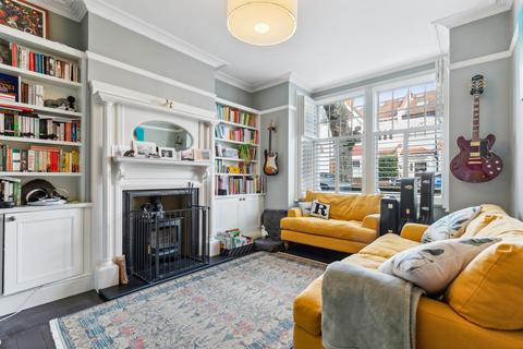 4 bedroom terraced house for sale, Mandrake Road, SW17