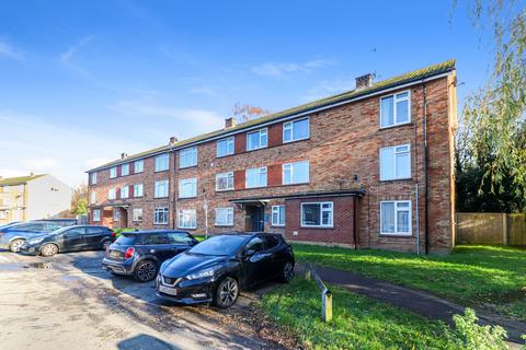 2 bedroom flat for sale, Parsonage Close, Abbots Langley, WD5