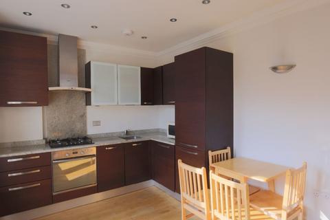 2 bedroom flat to rent, London N7