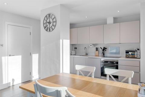 1 bedroom flat for sale, Warren Road, Reigate, Surrey, RH2