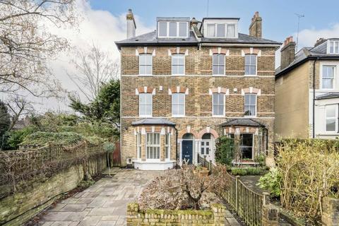 6 bedroom semi-detached house to rent, Eastern Road, London N2