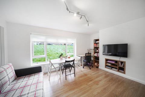 2 bedroom flat for sale, Coppetts Road, Muswell Hill