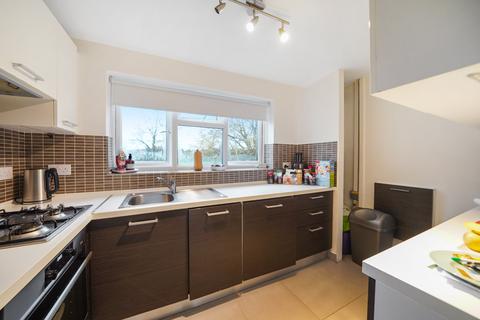 2 bedroom flat for sale, Coppetts Road, Muswell Hill