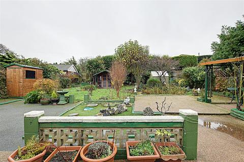 2 bedroom detached bungalow for sale, First Avenue, Bexhill-On-Sea