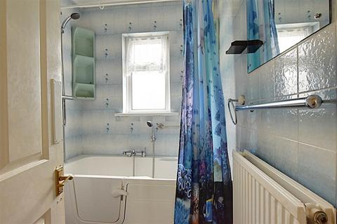 1 First Avenue, Bexhill-on-sea, TN40 2PL