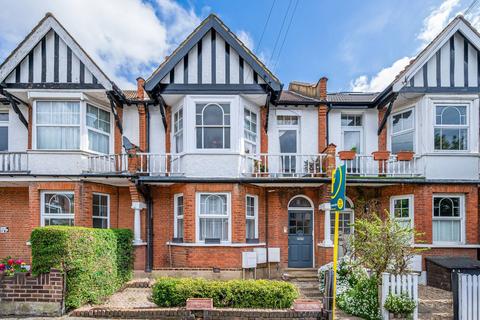 3 bedroom flat to rent, Stanton Road, Raynes Park, London, SW20