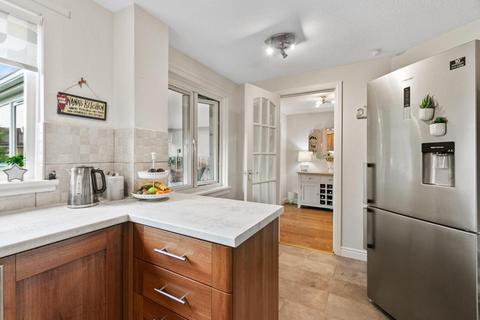 15 Catrine Road, Glasgow, G53 7FB
