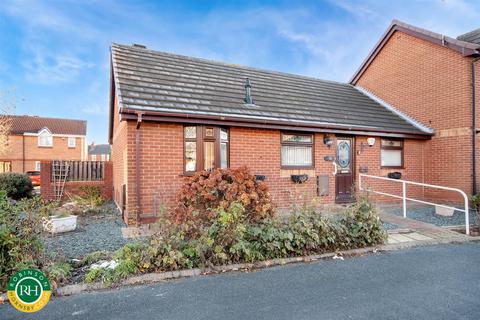 2 bedroom bungalow for sale, Springwell Gardens, Balby, Doncaster