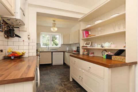 5 bedroom detached house for sale, Christopher Avenue Hanwell