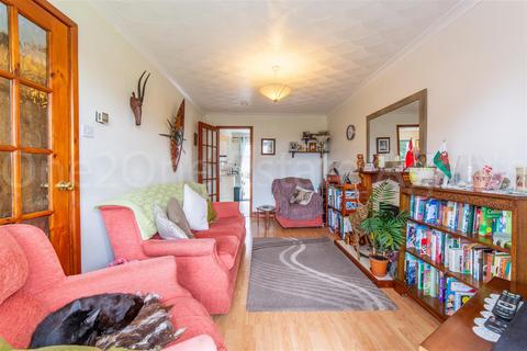 3 bedroom semi-detached house for sale, Five Locks Close, Cwmbran NP44