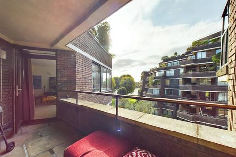 3 bedroom apartment for sale, Stevenage Road, London, SW6