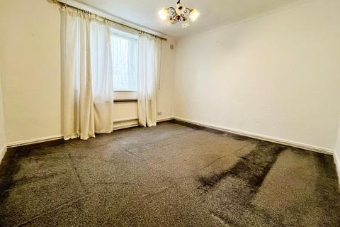 2 bedroom flat for sale, Singleton Road, Greater Manchester M7