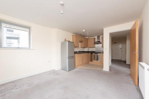 2 bedroom apartment for sale, Coombe Way, Farnborough, GU14