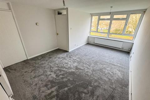 22 Thurso Walk, Corby, NN17 2HE