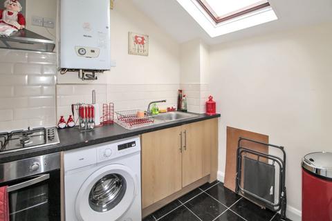 Flat 11, 140 - 142 Whetstone Lane, Birkenhead, CH41 2TQ
