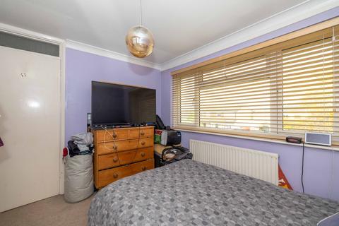 3 bedroom terraced house for sale, Grasmere Road, Kennington, TN24