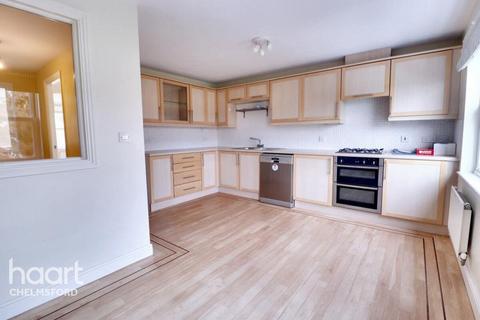 5 bedroom end of terrace house to rent, Albemarle Link, Chelmsford