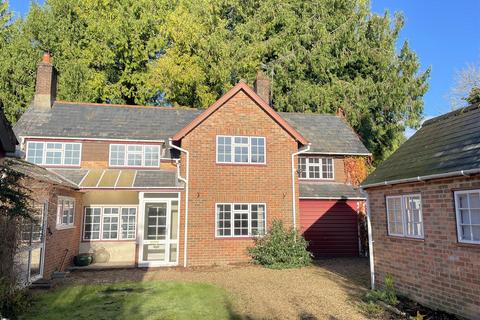 4 bedroom detached house for sale, High Lane, Salisbury SP5