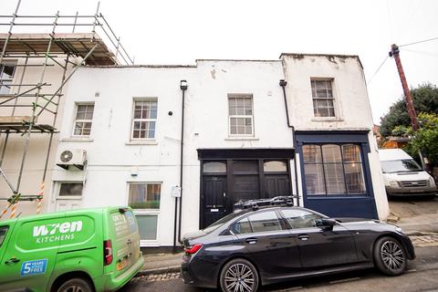 7 bedroom maisonette to rent, Grove Road, Bristol BS6