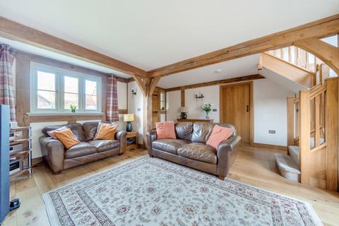 Woodcote Back Lane, Weobley, Hereford, HR4 8SG