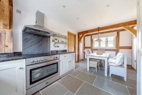 Woodcote Back Lane, Weobley, Hereford, HR4 8SG