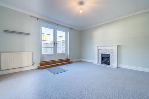 2 bedroom apartment for sale, 7 Kents Bank House Kentsford Road, Grange-Over-Sands