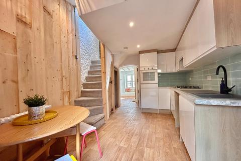 2 bedroom terraced house for sale, Charlton Road, Tetbury, Gloucestershire, GL8