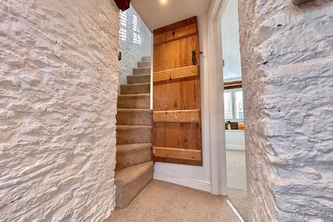 27 Charlton Road, Tetbury, GL8 8DX