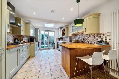 2 bedroom terraced house for sale, Pitchford Street, London