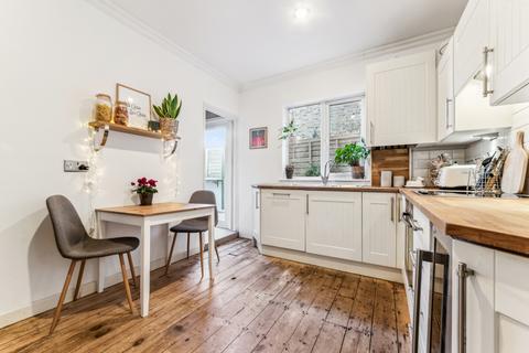 119 Trevelyan Road, London, SW17 9LP
