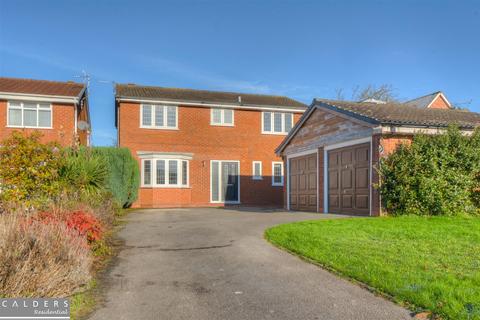 4 bedroom detached house for sale, Blackwood Road, Dosthill, Tamworth