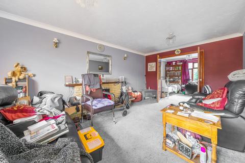 3 bedroom semi-detached house for sale, Somerton Avenue, Hampshire SO18