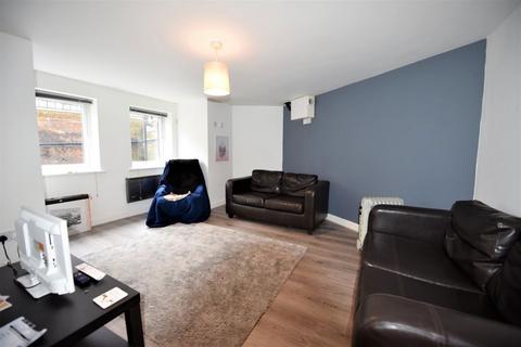 1 bedroom flat to rent, Welton Road