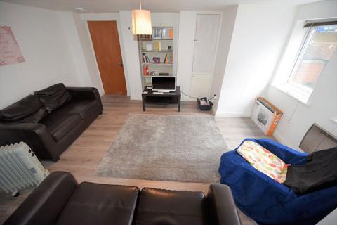 1 bedroom flat to rent, Welton Road