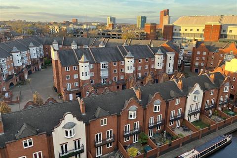2 bedroom apartment to rent, Symphony Court, Birmingham
