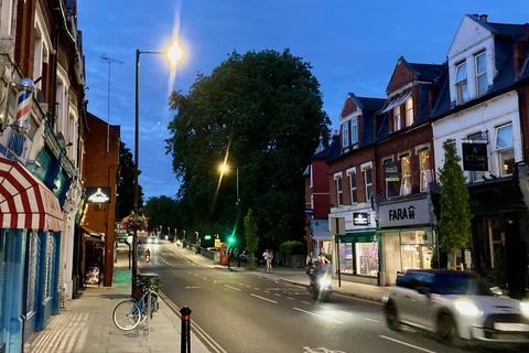 1 bedroom apartment for sale, Richmond Road, East Twickenham