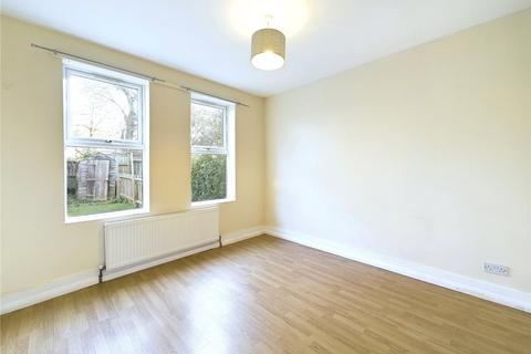 2 bedroom flat to rent, Carr Road, Walthamstow, London E17