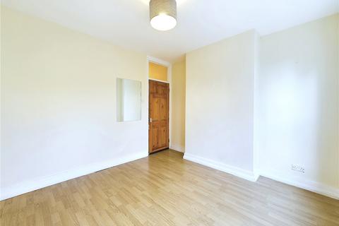 2 bedroom flat to rent, Carr Road, Walthamstow, London E17