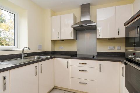 2 bedroom retirement property for sale, 52 Thorneycroft, Wood Road, Tettenhall, Wolverhampton