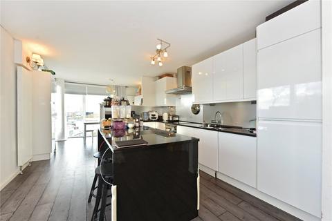 2 bedroom penthouse for sale, Farnsworth Court, West Parkside, Greenwich, London, SE10