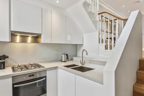 2 bedroom flat to rent, Ladbroke Gardens, Notting Hill, London, W11