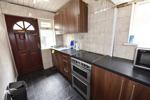 3 bedroom house to rent, 60 Walmsley Road